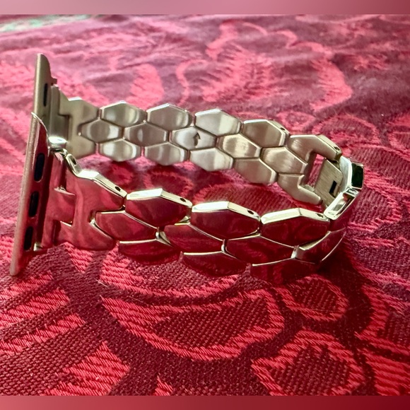 Poshtech Stainless Steel Apple Watch Band, with removable Links - Picture 4 of 11